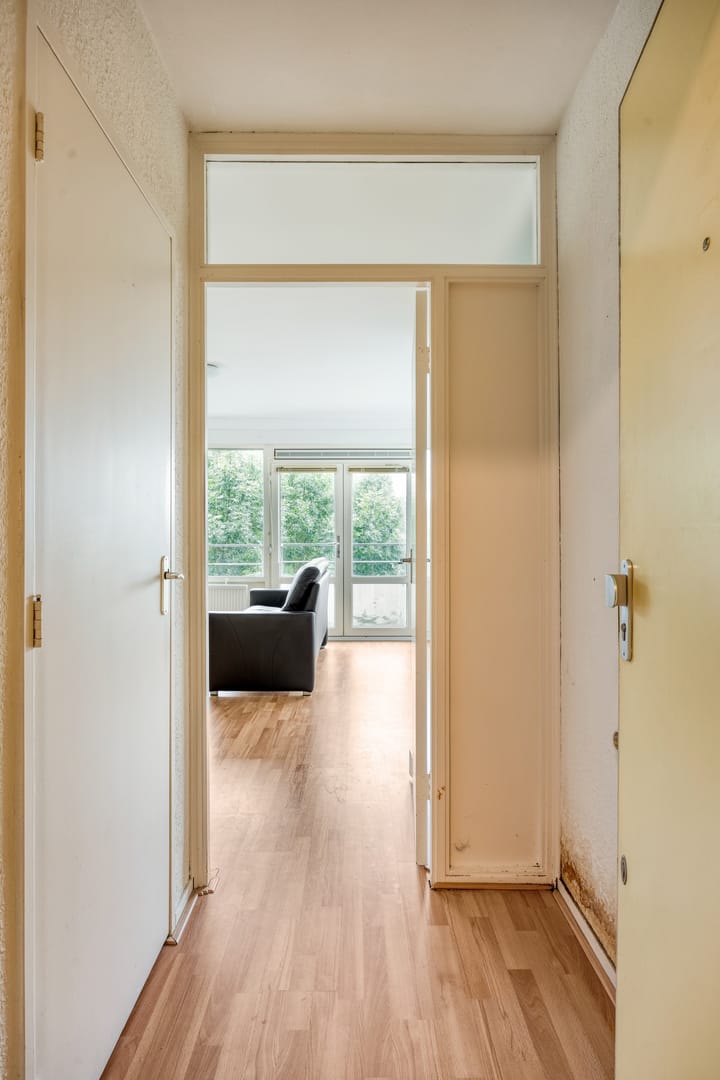Studio te koop: Roggekamp 561, 'S-Gravenhage