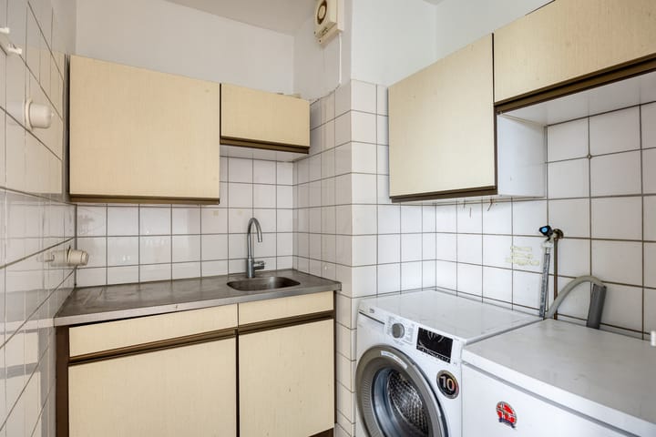 Studio te koop: Roggekamp 561, 'S-Gravenhage