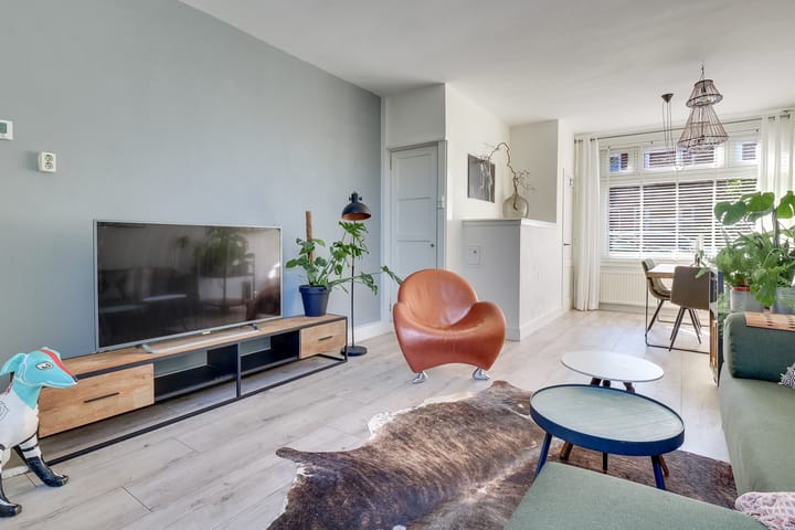 Tussenwoning te koop: Herman Modedstraat 8A, Utrecht