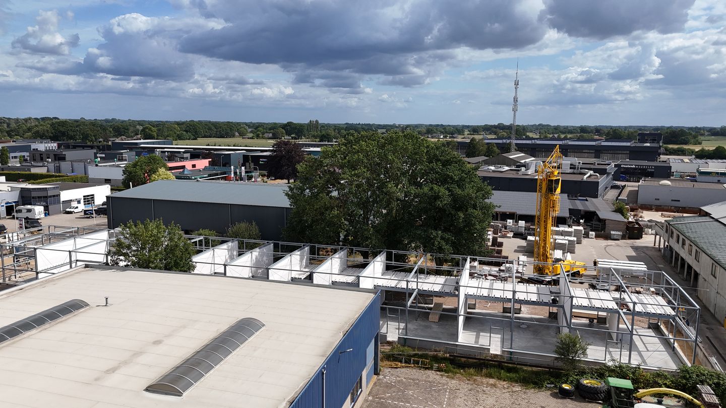 Bekijk foto 4 van Zelhemseweg 24