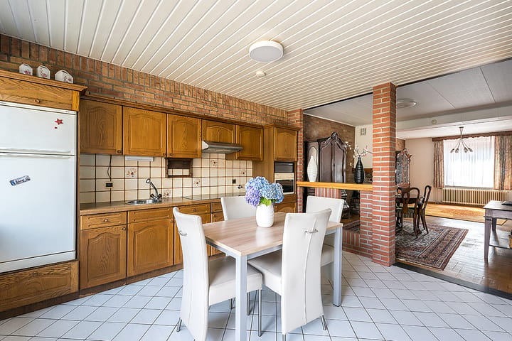 Tussenwoning te koop: Kampstraat 162, Kerkrade