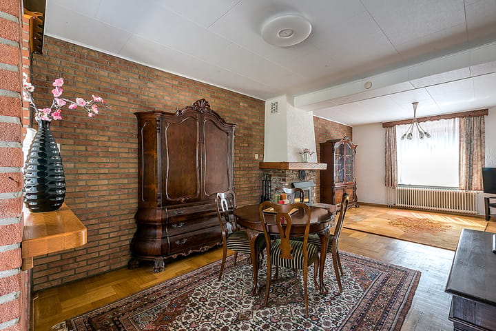 Tussenwoning te koop: Kampstraat 162, Kerkrade