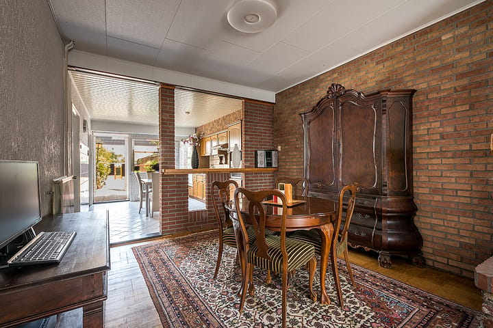 Tussenwoning te koop: Kampstraat 162, Kerkrade