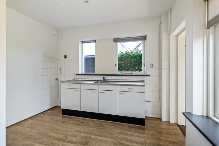 Hoekwoning te koop: Stiekemastraat 1, Kloosterburen