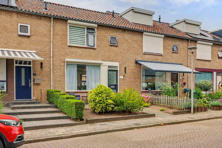 Photo 2 of Molenlaan 24