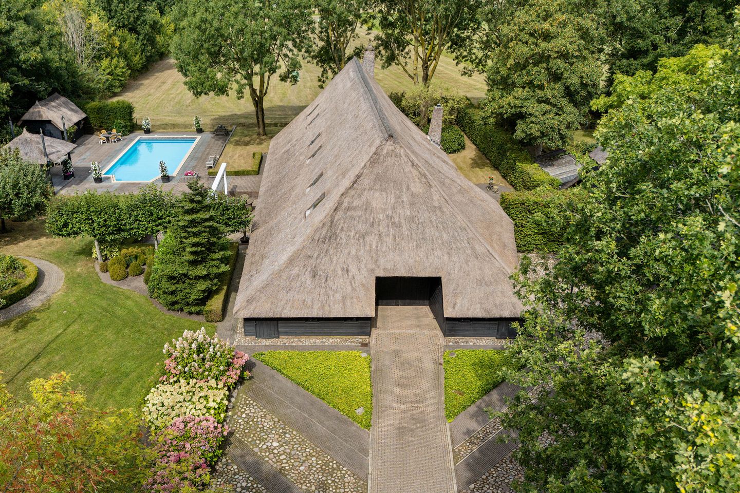 Photo 40 of Leeuwte 43