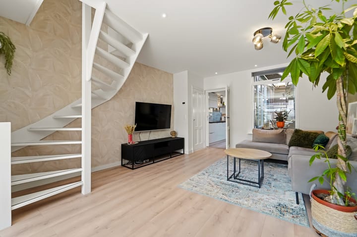 Tussenwoning te koop: Brugstraat 4, Schipluiden