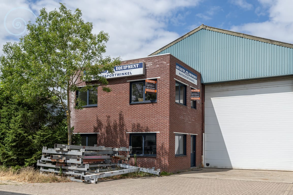 Bekijk foto 1 van Scheelhoekweg 8