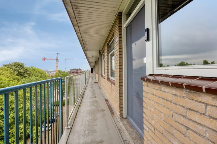 Appartement te koop: van Godewijckstraat 129, Hendrik-Ido-Ambacht