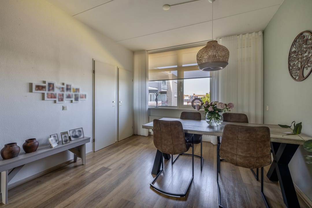 Photo 8 of van Nijvenheimstraat 74