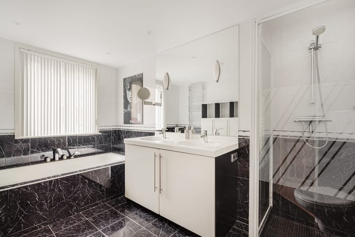 Hoekwoning te koop: Prins Hendriklaan 42, Hoofddorp