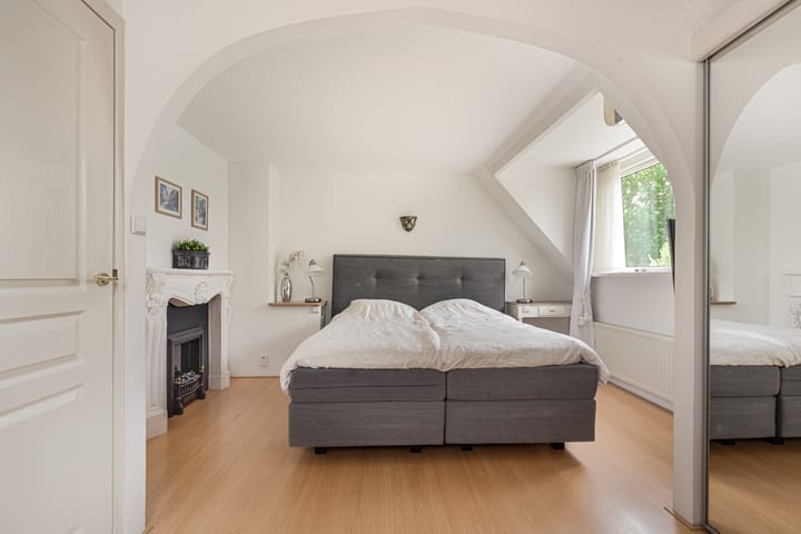 Hoekwoning te koop: Prins Hendriklaan 42, Hoofddorp