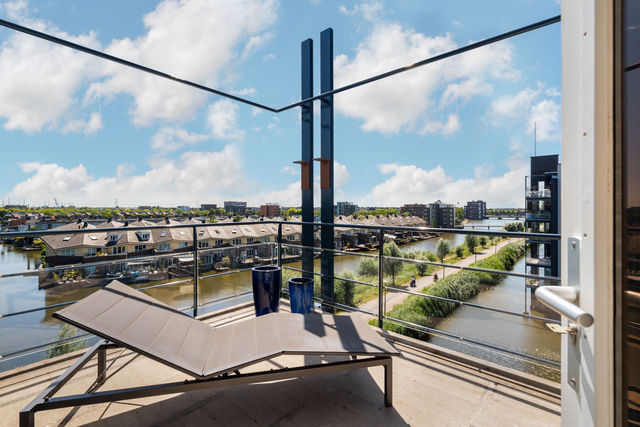 Photo 3 of Waterlandsingel 14-A