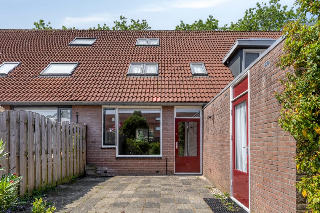 Photo 32 of Dagmaatstraat 65