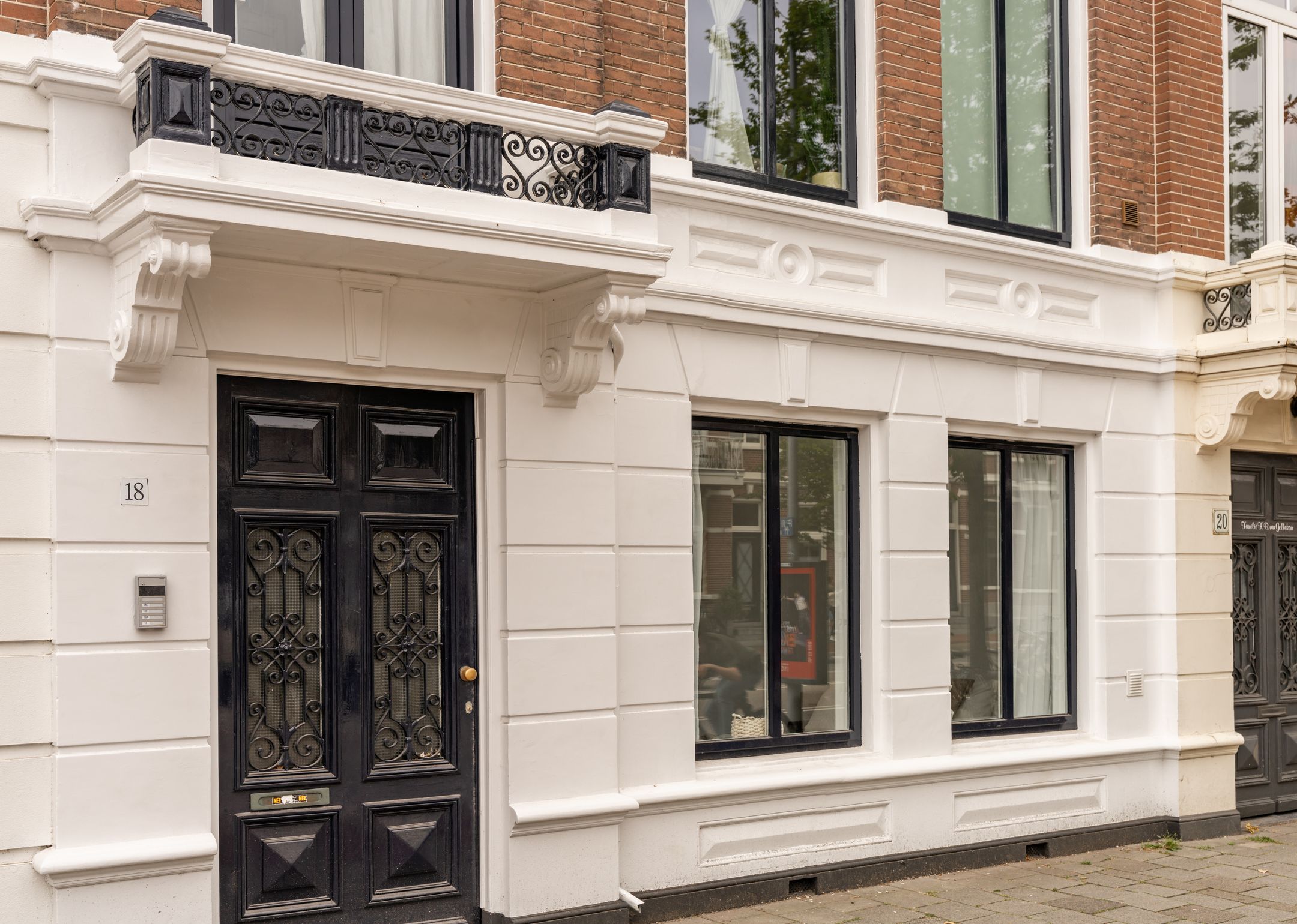 2-bedroom freehold villa in Haarlem — photo 2 of 5