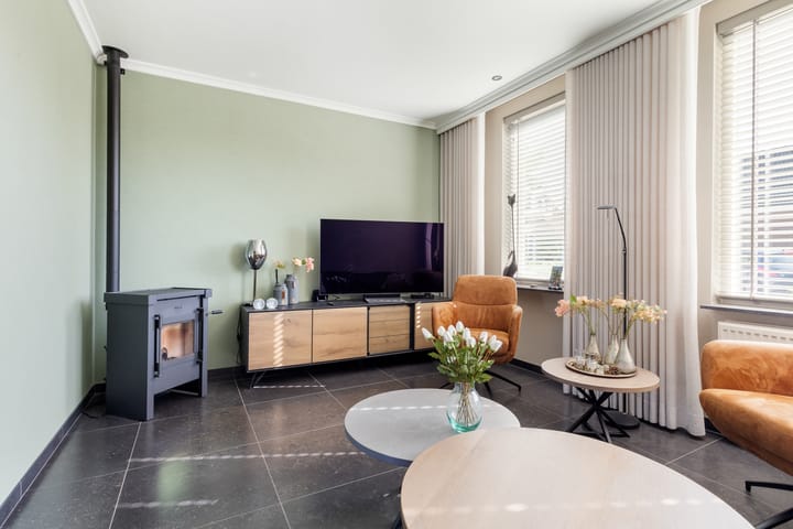 Twee-onder-één-kap te koop: Kastanjelaan 53, Made