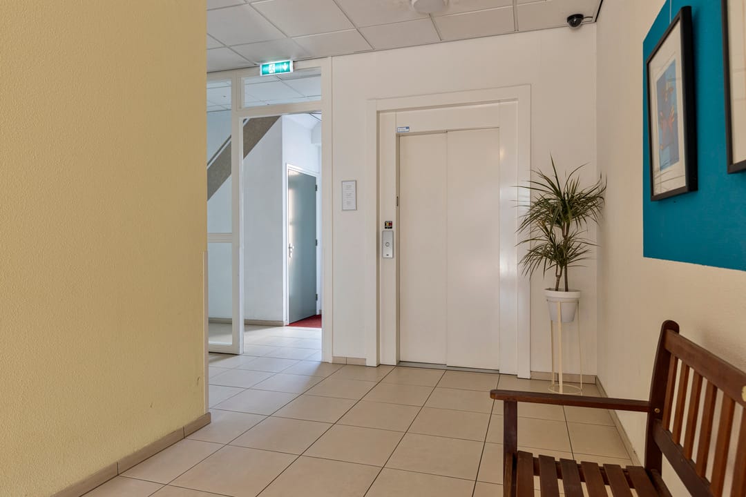 Photo 8 of Hendrik Veenemanstraat 4-E