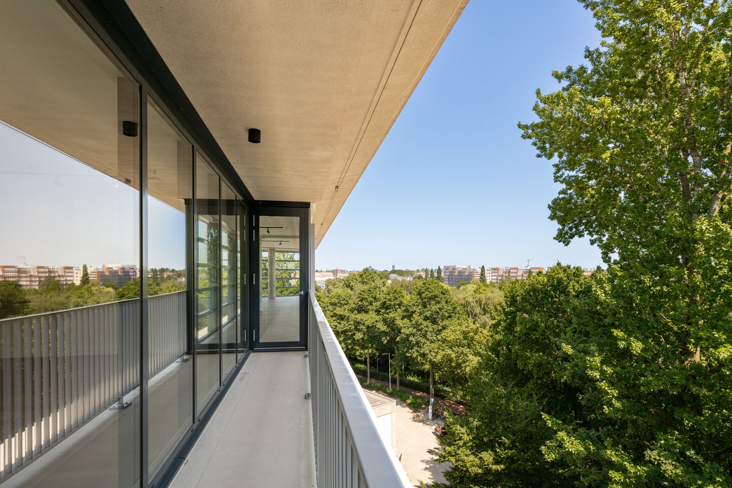 View photo 4 of Generaal Vetterstraat 81-B