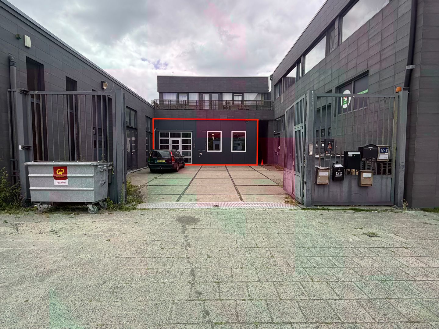 View photo 3 of Elektronstraat 13-A