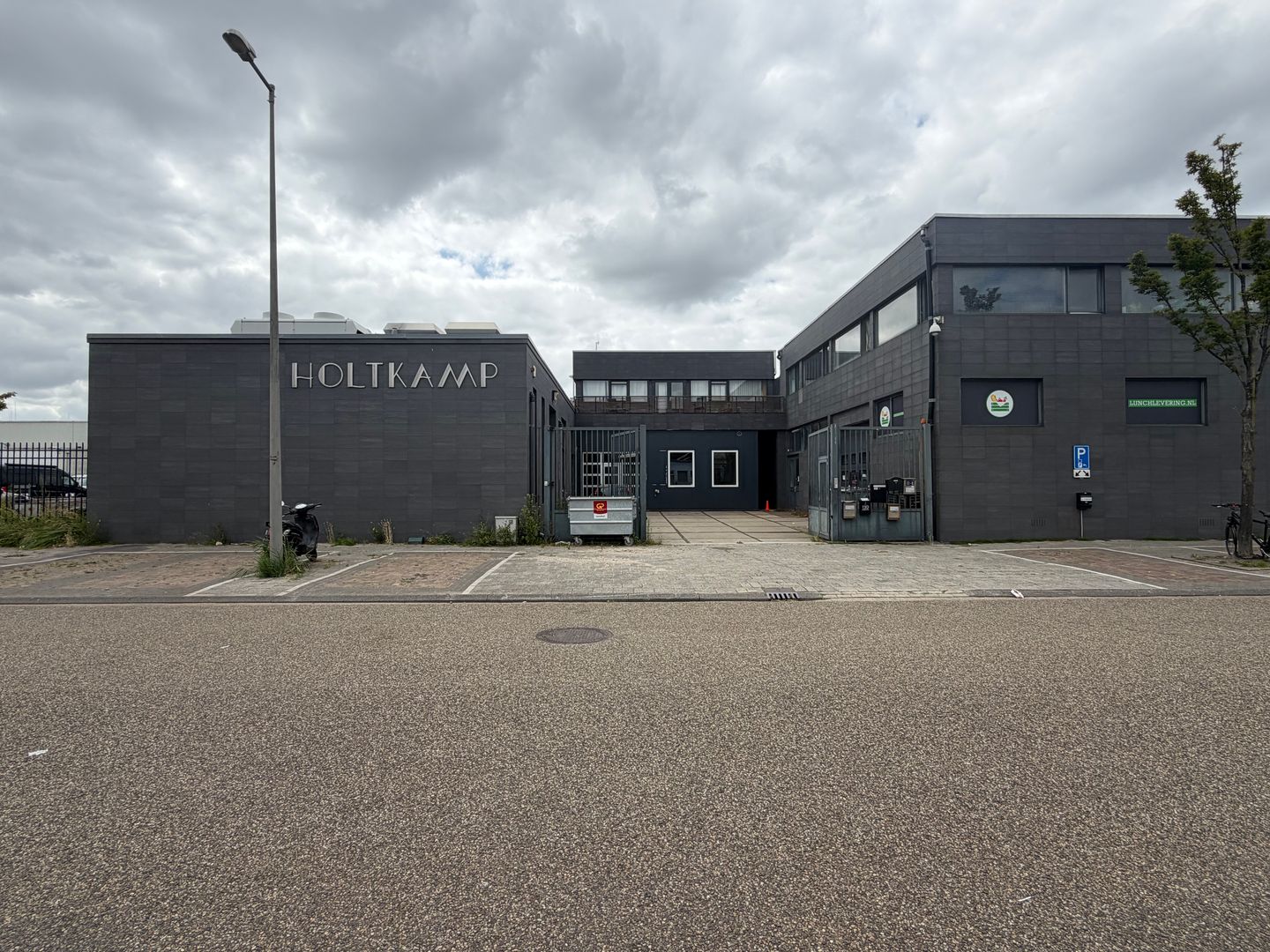 View photo 1 of Elektronstraat 13-A