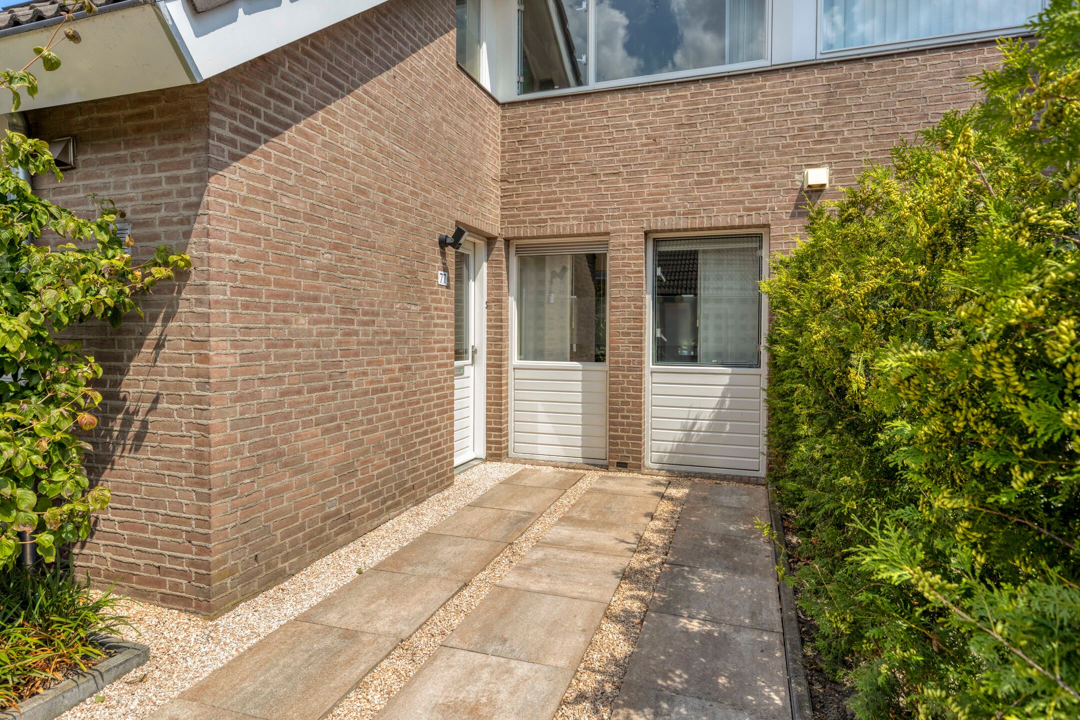 Photo 6 of Bunschotenstraat 77