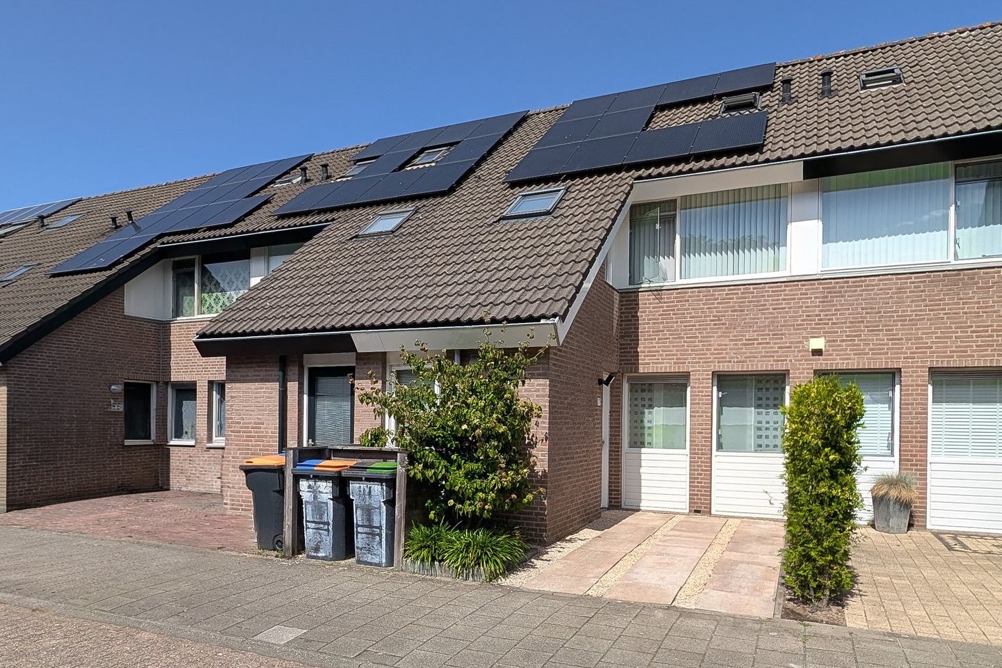 Photo 5 of Bunschotenstraat 77