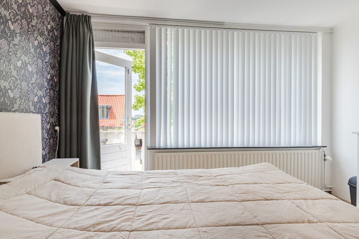 Twee-onder-één-kap te koop: Waterstraat 56, Halsteren