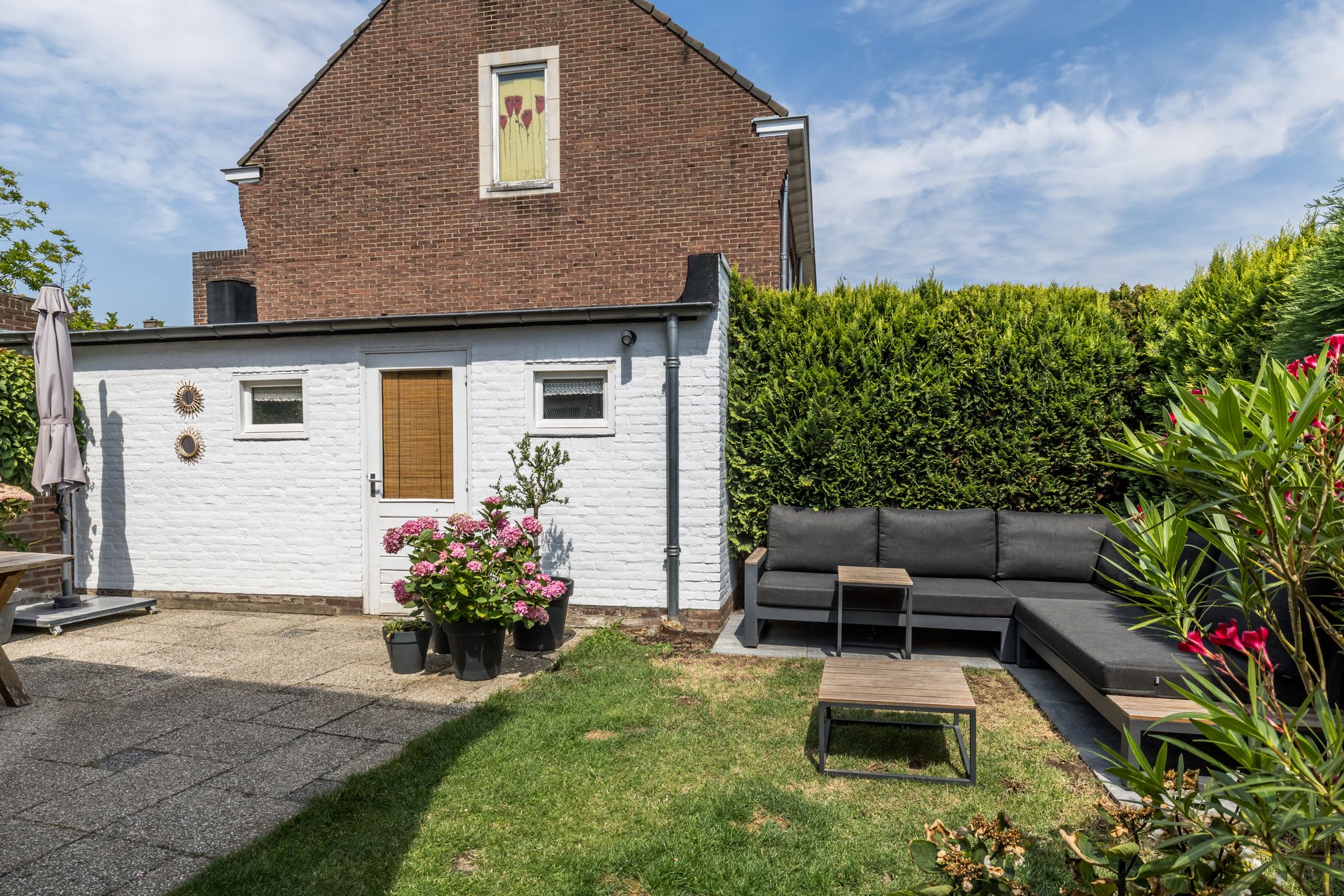 Photo 36 of Petroniusstraat 1