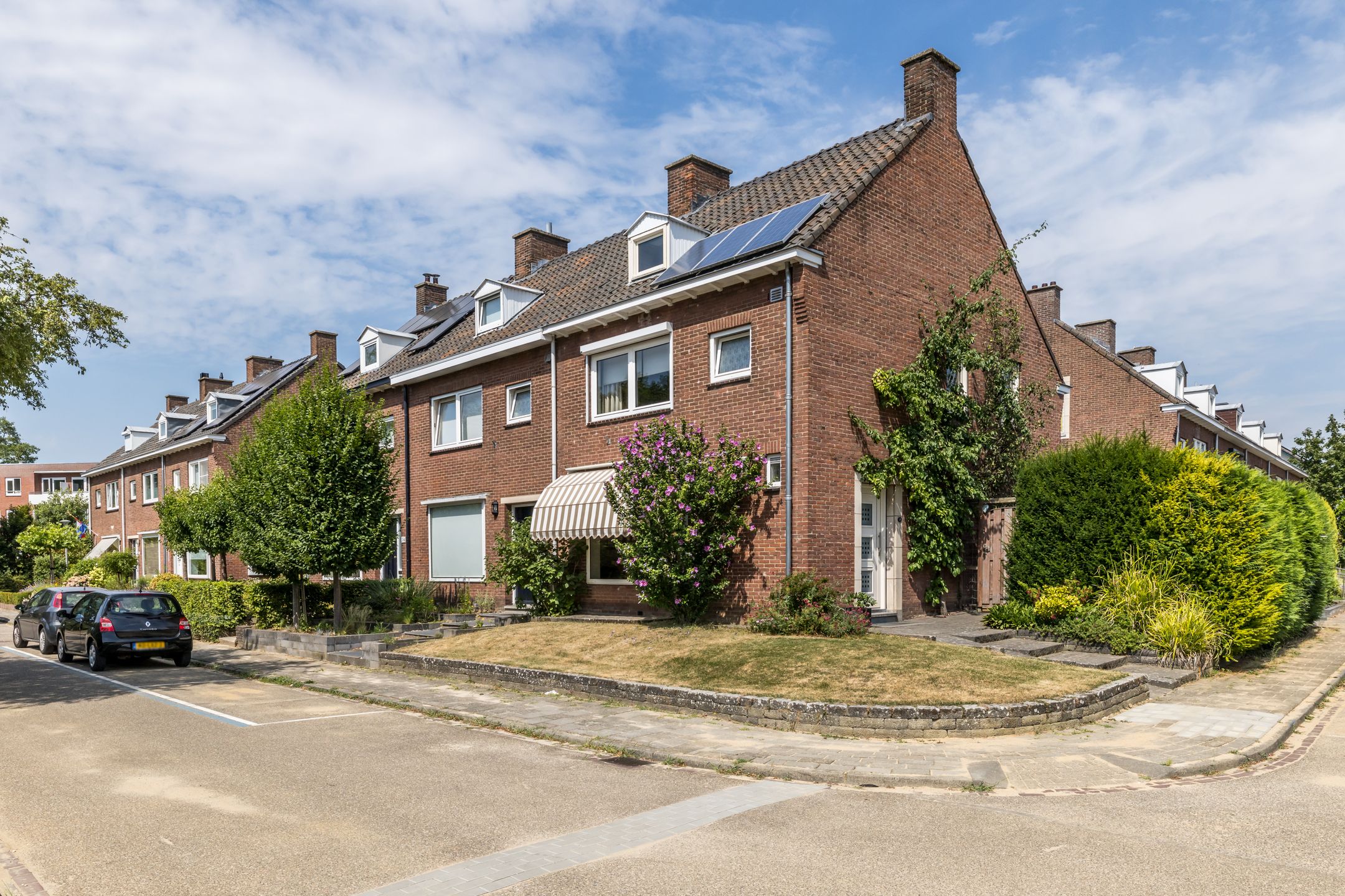 Photo 42 of Petroniusstraat 1