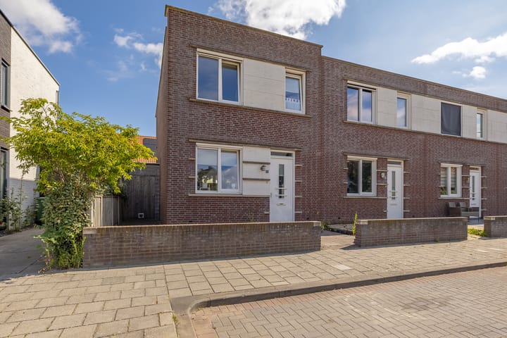 Photo 2 of Elvis Presleystraat 7