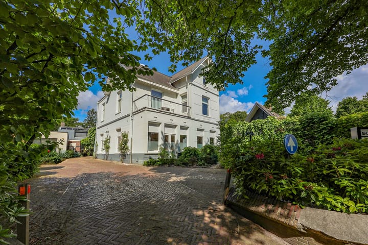 Utrechtseweg 8, Hilversum
