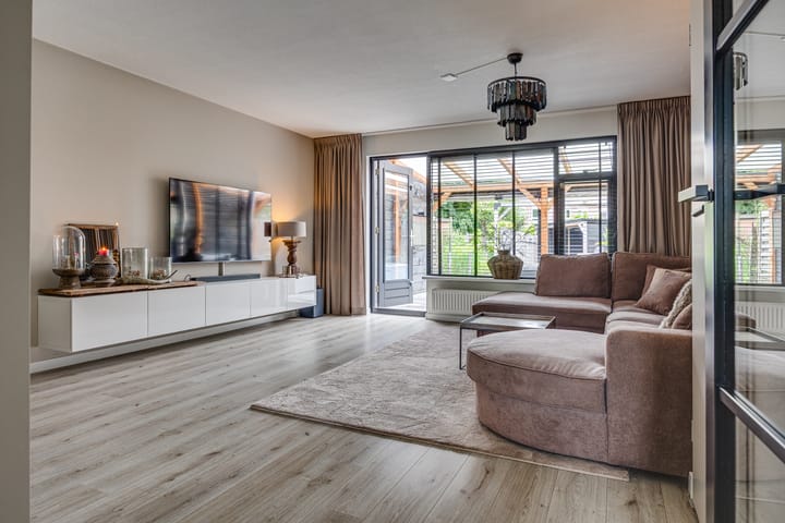 Tussenwoning te koop: Overnes 59, Amersfoort