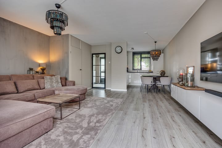 Tussenwoning te koop: Overnes 59, Amersfoort