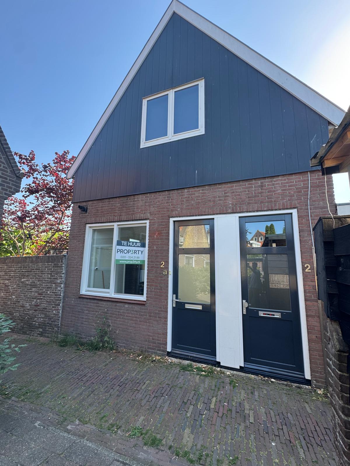Bekijk foto 1 van Kalversteeg 2