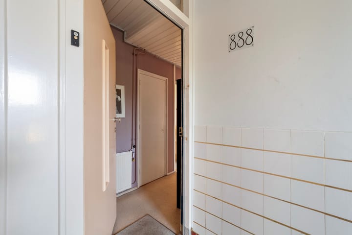 Foto 2 van Leyweg 888