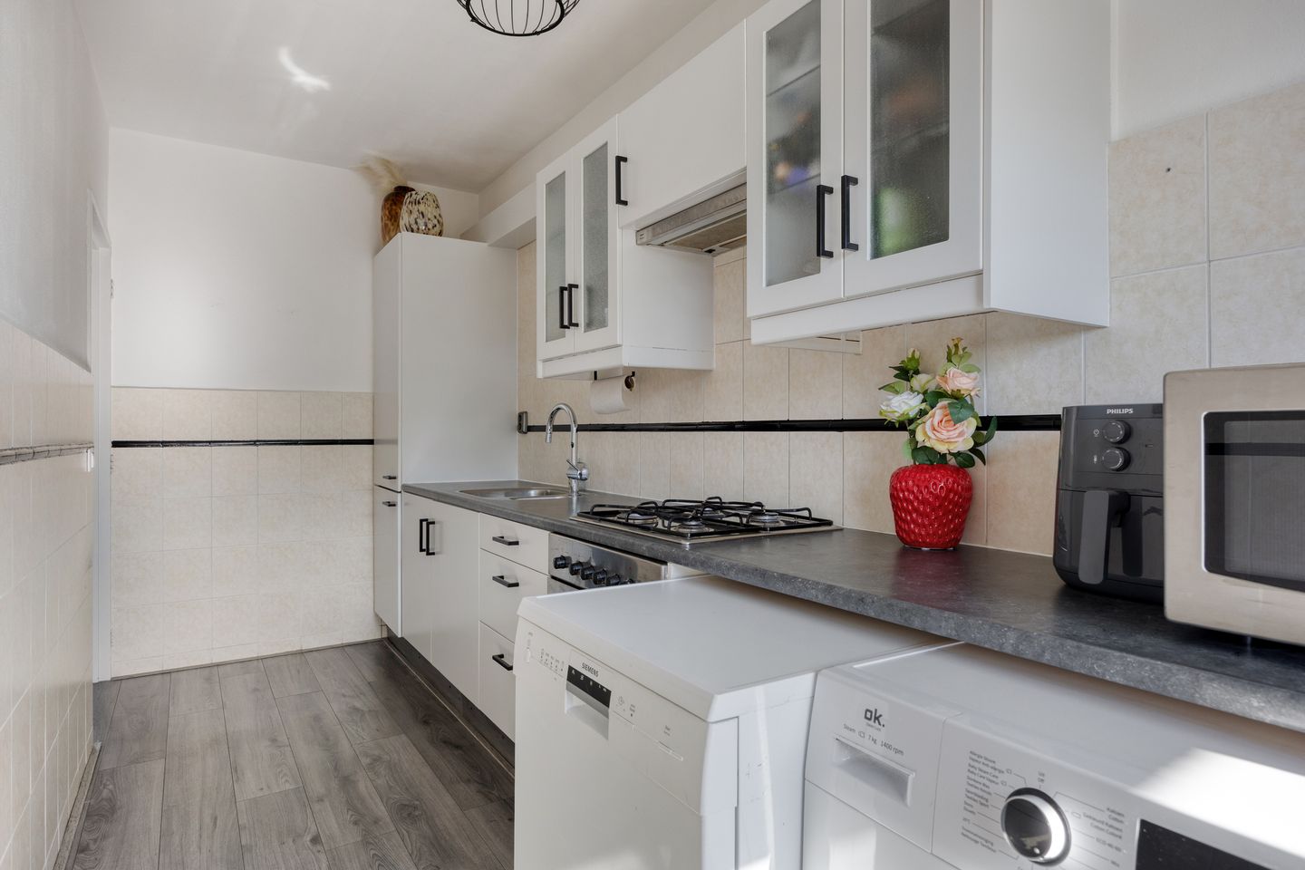Photo 19 of Wijnpeerstraat 77