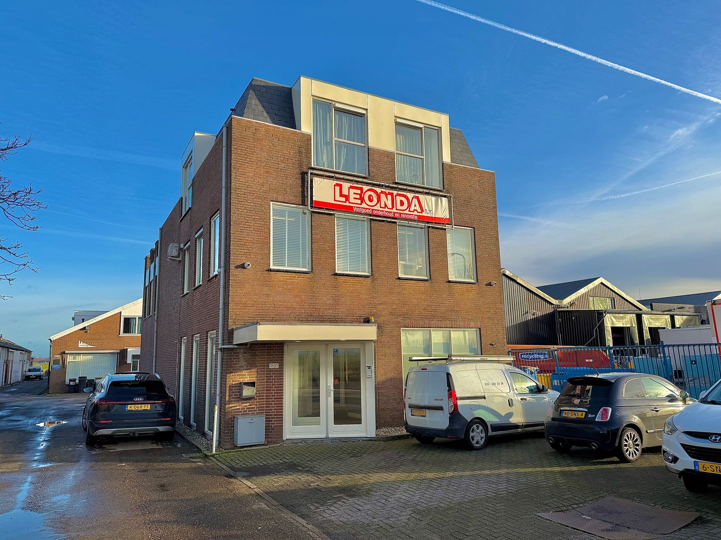 Bekijk foto 1 van Schipholweg 901