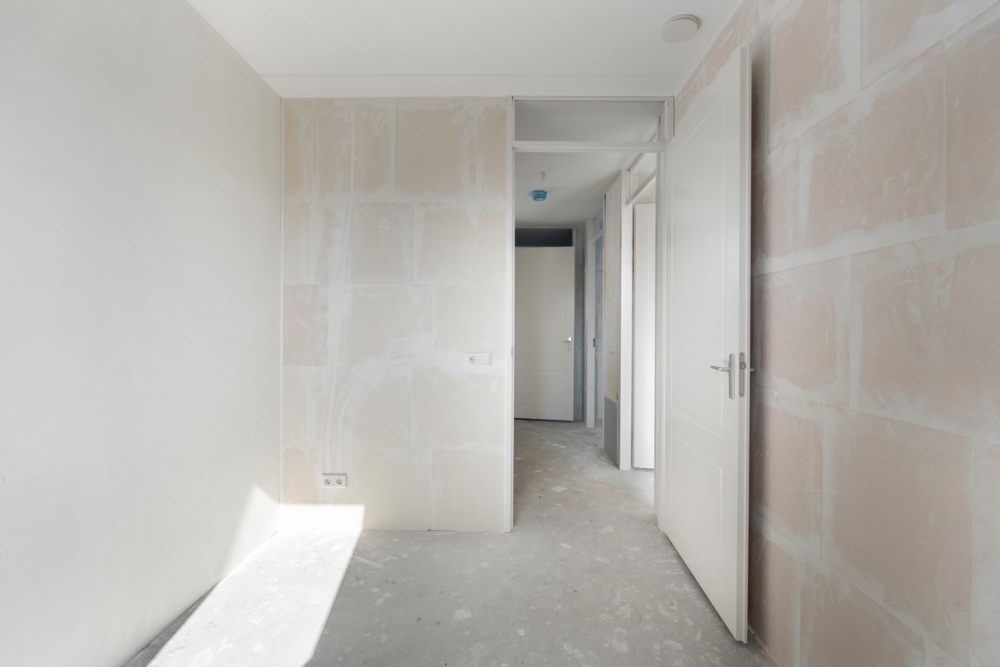 Photo 19 of Irissenstraat 24