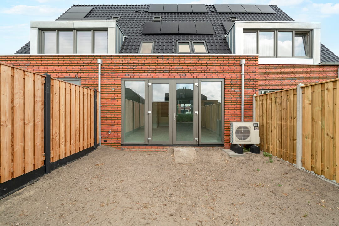 Photo 31 of Irissenstraat 24