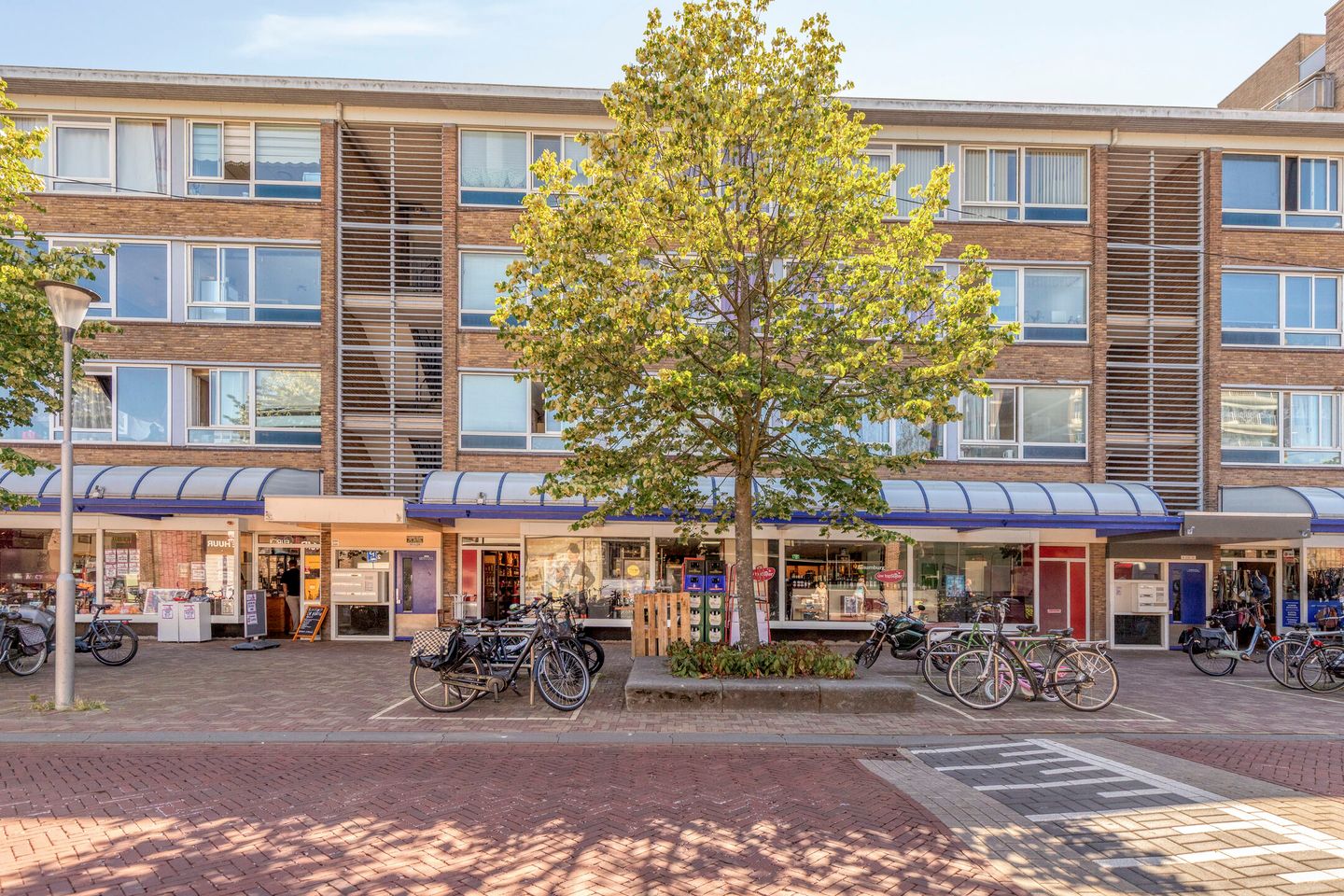 Bekijk foto 1 van Europaplein 15-17