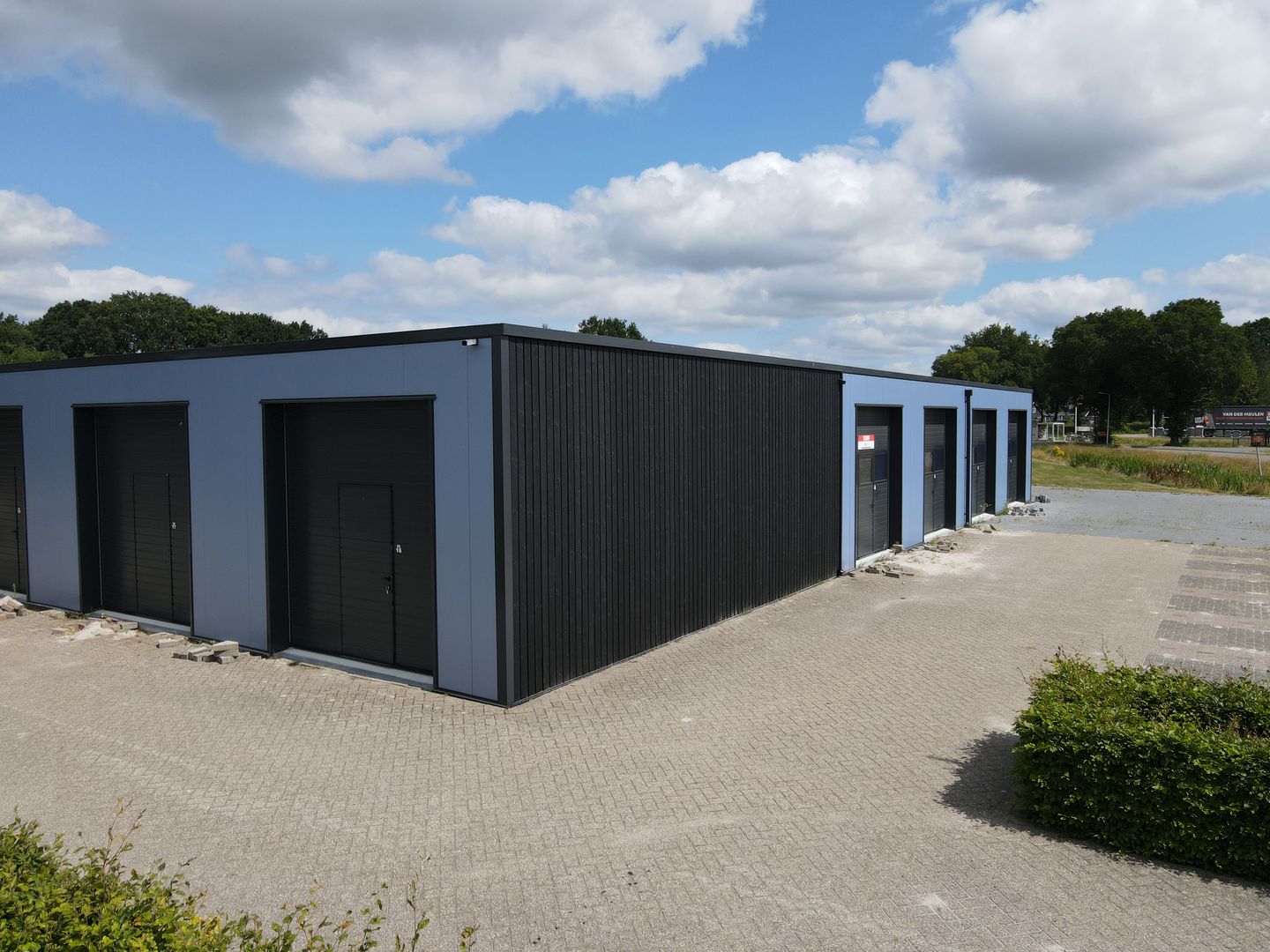 View photo 3 of Swynswei 2-D16