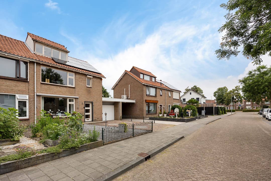 Photo 46 of Vezelstraat 9
