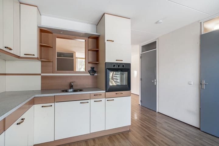 Tussenwoning te koop: Kerkbollenveld 14, Beverwijk