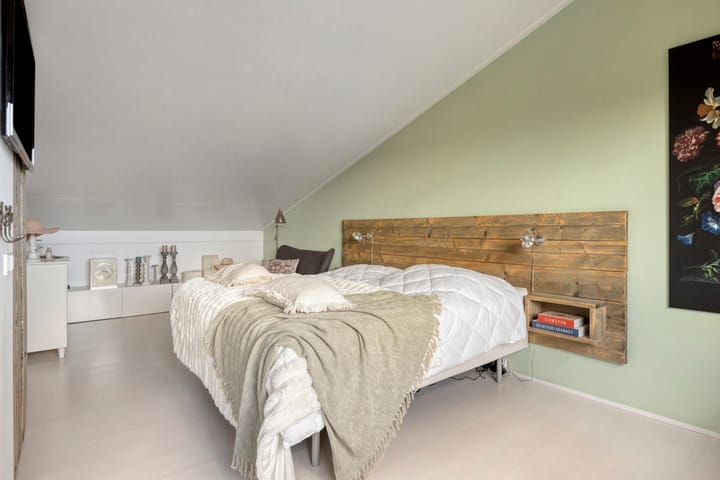 Tussenwoning te koop: wieldraaierlaan 53, Oldenzaal