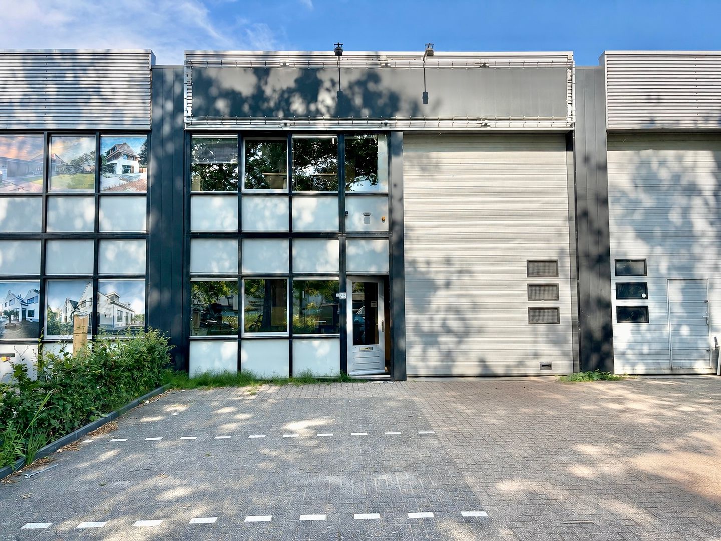 View photo 1 of Mollerusweg 26