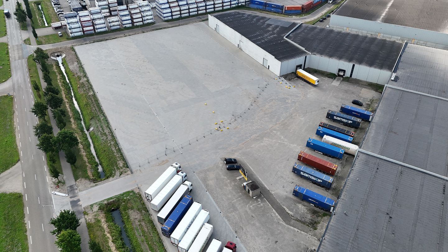 View photo 3 of Graanweg 15