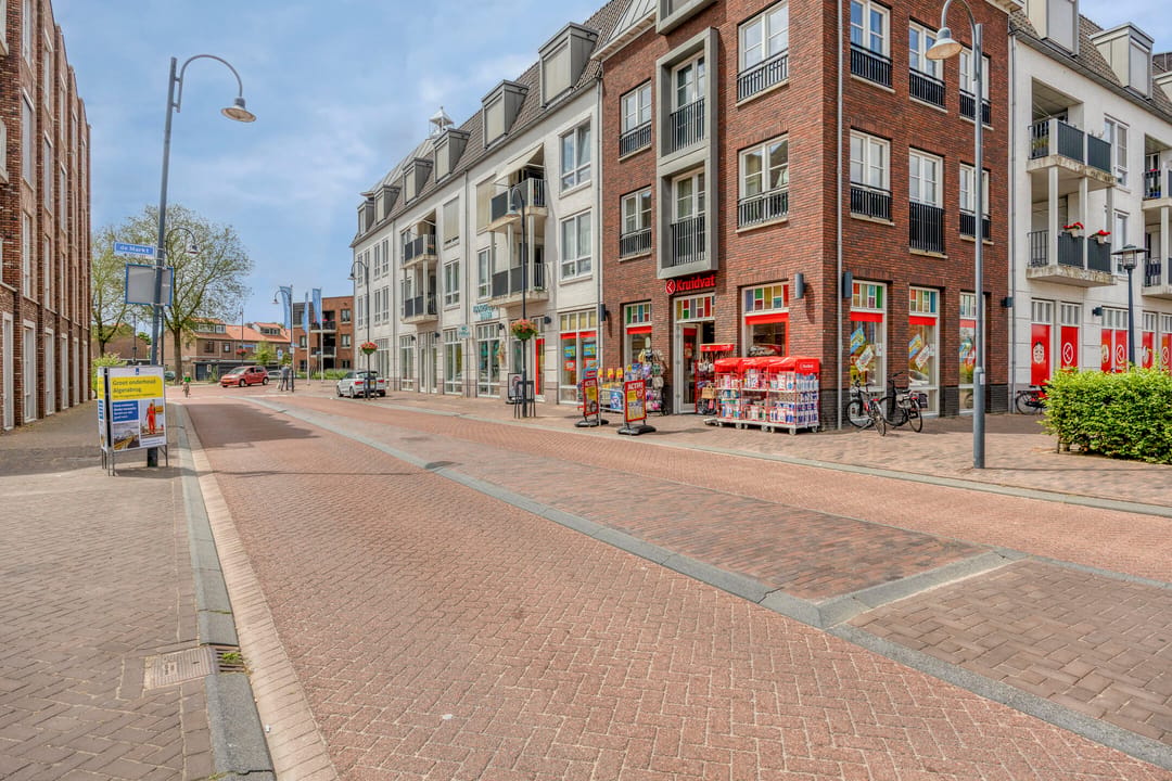 Photo 38 of Looierijstraat 20
