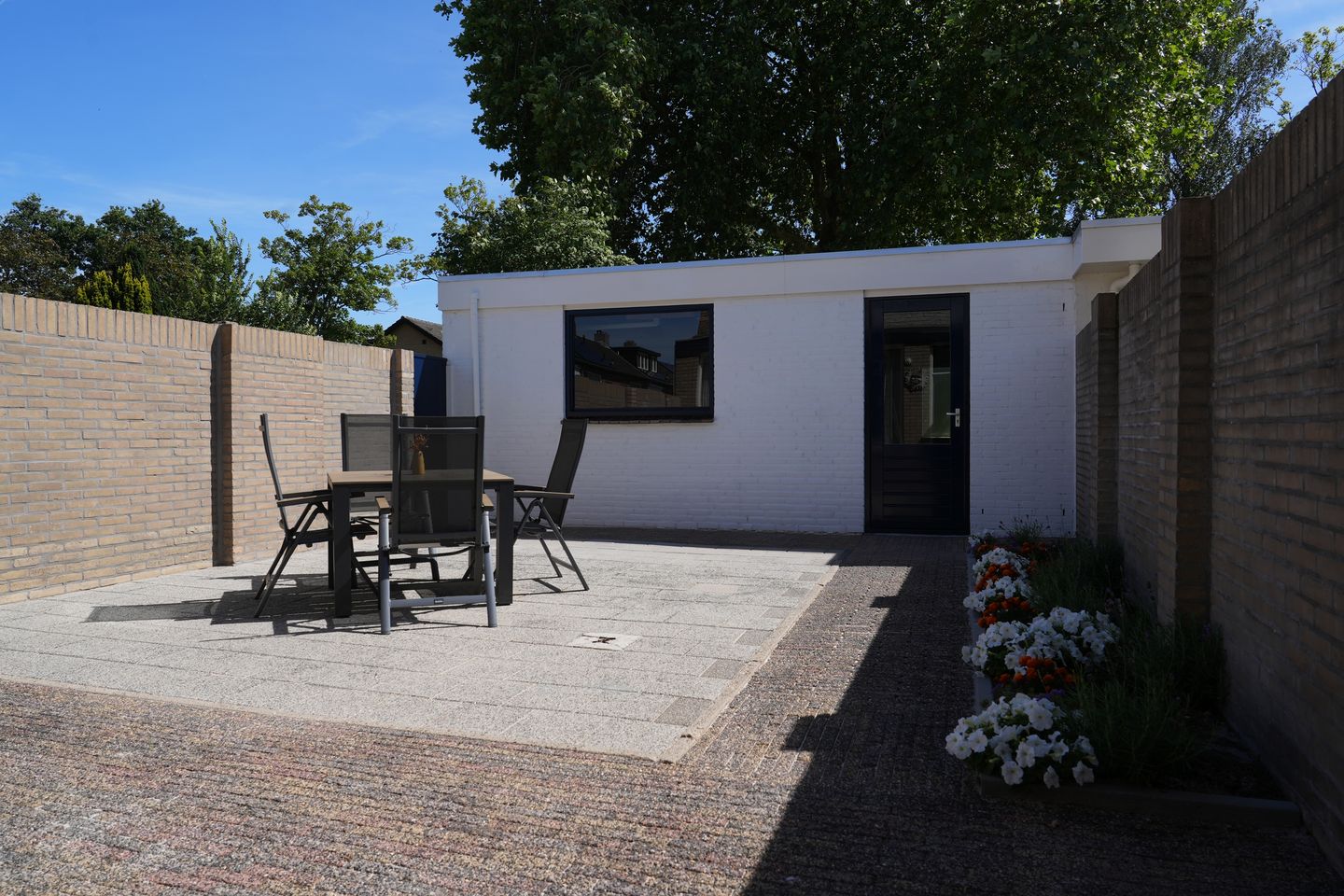 Photo 35 of Van de Zwaluwestraat 1