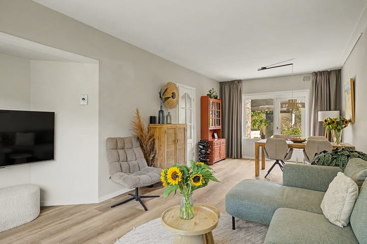 Tussenwoning te koop: Minister A.S. Talmalaan 18, Bussum