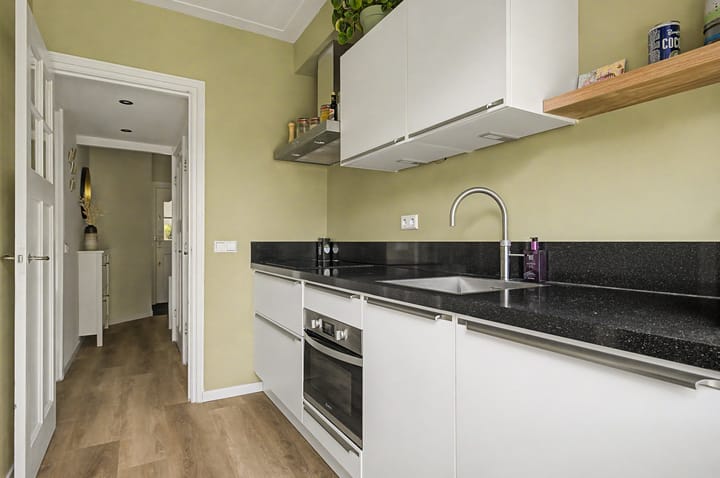 Tussenwoning te koop: Minister A.S. Talmalaan 18, Bussum